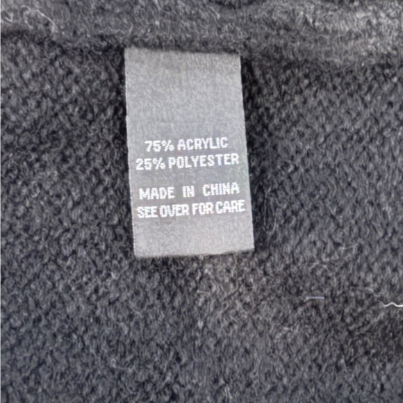 NWT Stitch Fix Fortune & Ivy Cardigan Women's Black and Gray Striped Sweater SM - Picture 4 of 6